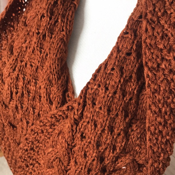 BNWT Rust Cable Knit Scarf - Picture 5 of 5